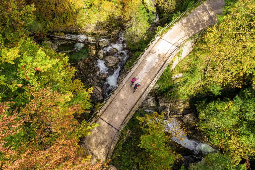 00000107541_Gravelbiken-auf-der-alten-Postalmstrasse-SalzburgerLand_SalzburgerLand-Tourismus_Andreas-Meyer-WOM-Medien-2400x1600px