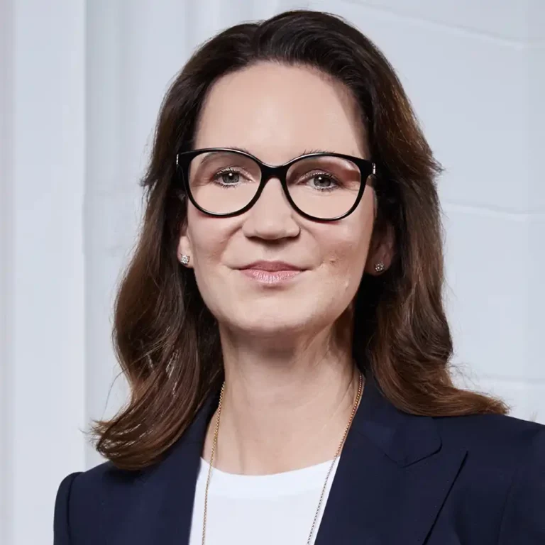 Mag. Dr. Andrea Sassen-Abfalter